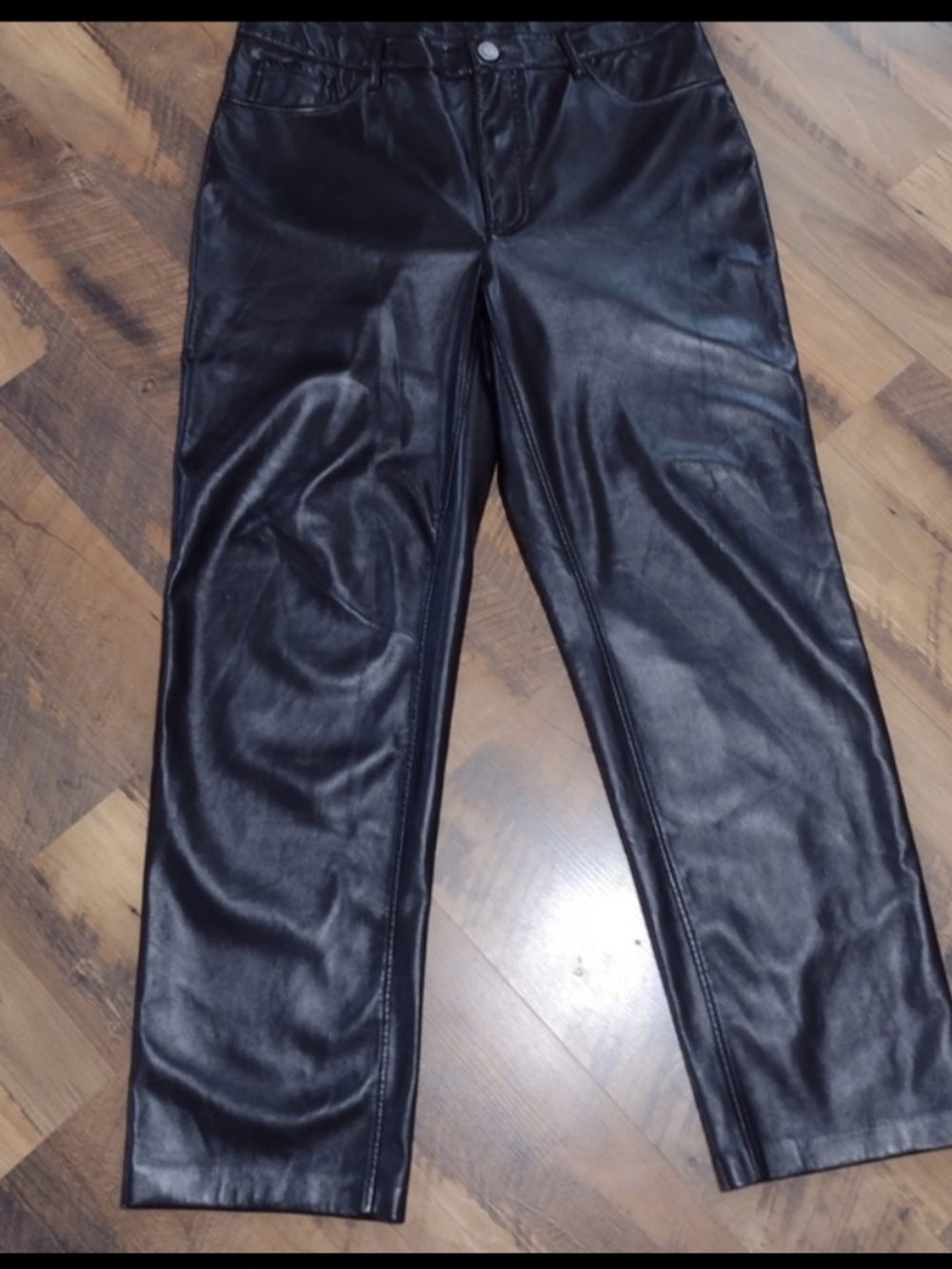 Joie Black Faux Leather Y2K Pop Culture Goth Rock Punk Edgy Straight-Leg Pants - Picture 2 of 7